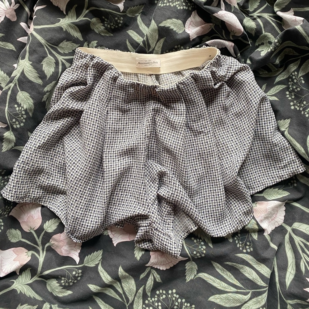 A&F high waisted soft shorts